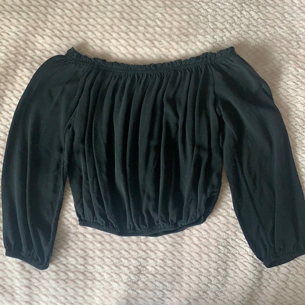 brandy melville off the shoulder black crop top
